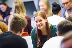 Die Macromedia bildet die digitalen Experten von morgen aus